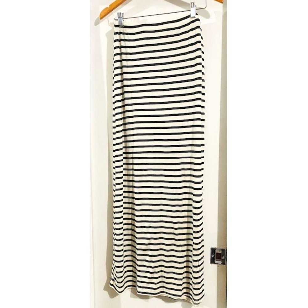 Cotton On Black and White Striped Maxi Skirt- Size Large (L)